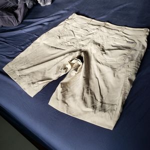 Eddie Bauer active shorts